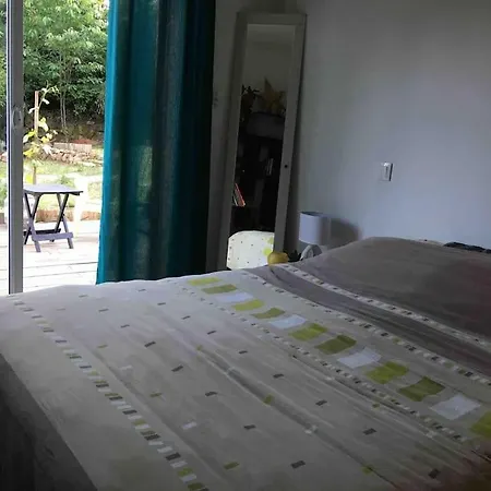 Maison Avec Piscine, Terrasse, Vue, Riviere Vernon (Ardeche)